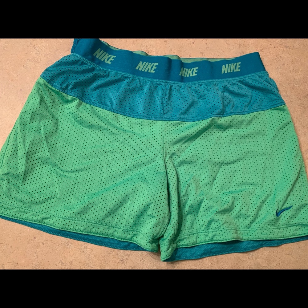 Women’s Nike Reversible Shorts
